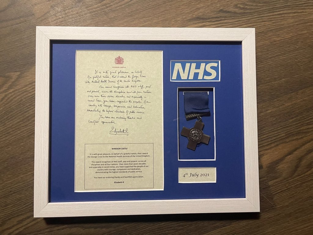 Lovely first received on Loxley today from the oncology consultants! <a href="/TeamCAS3/">#TeamCAS</a> Merry Christmas 🎅🏻 🎄