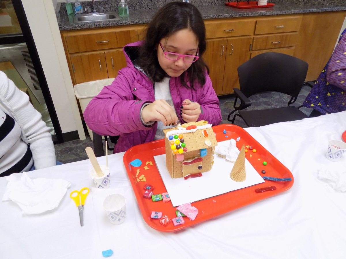 Our Holiday Cookie House event from yesterday! Everyone did amazing, loved seeing all the creativity!!