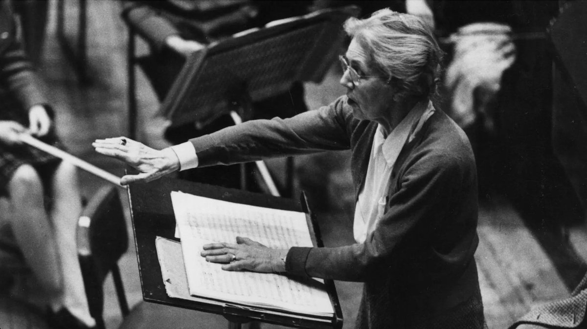 AllegraSparkle's tweet photo. In 1938, composer Nadia Boulanger was asked how she felt being the first female conductor of the Boston Symphony Orchestra and she replied: "I've been a woman for a little over 50 years and have gotten over my initial astonishment." 😉✨ https://t.co/r0C95WZZTe
