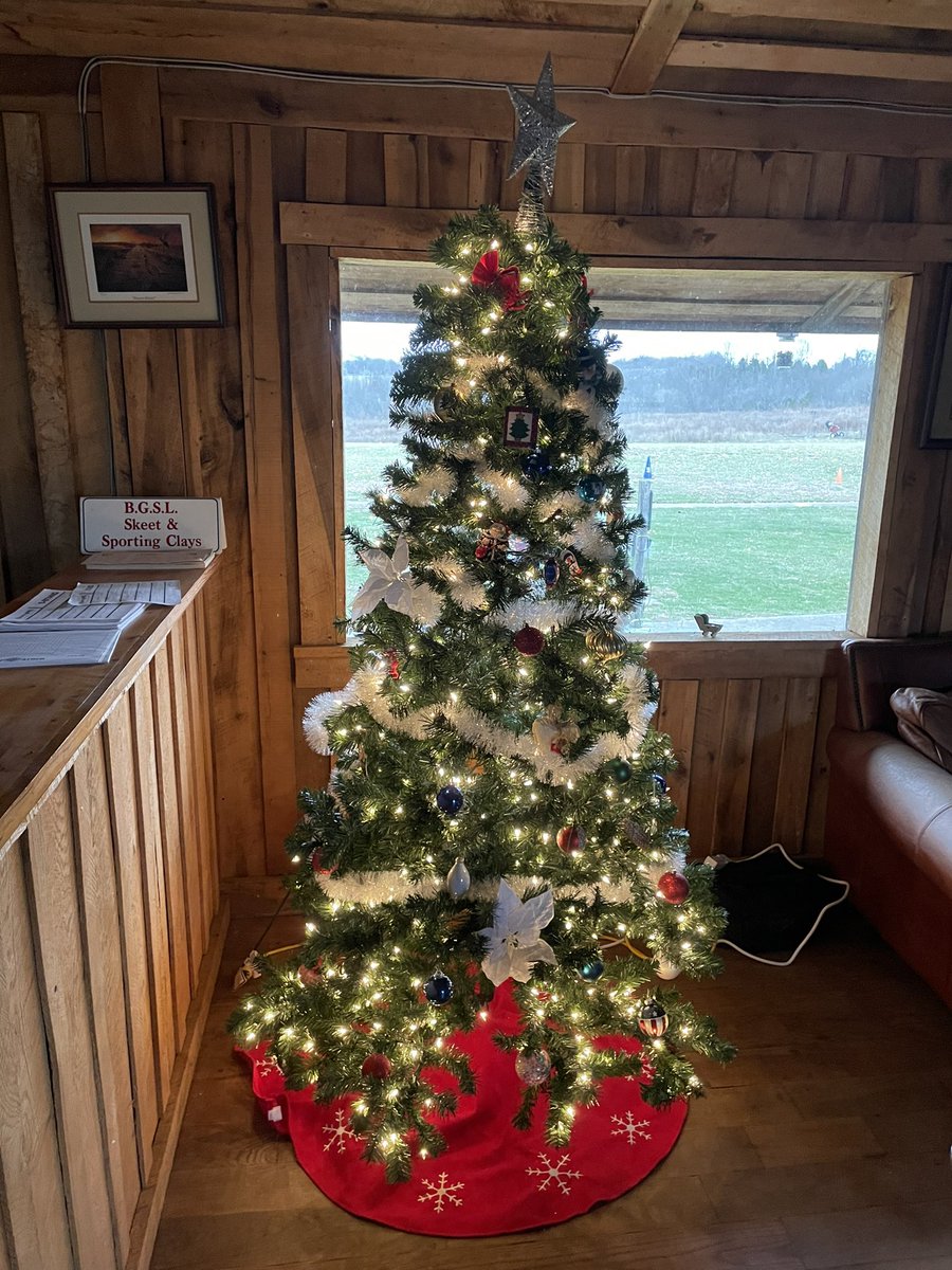 The Christmas 🎄 at Skeet/5 Stand will remain on until the New Year to celebrate another great year at the club.  Come Celebrate the big thaw at the 29 Jan 5 stand.  Register on scorechaser