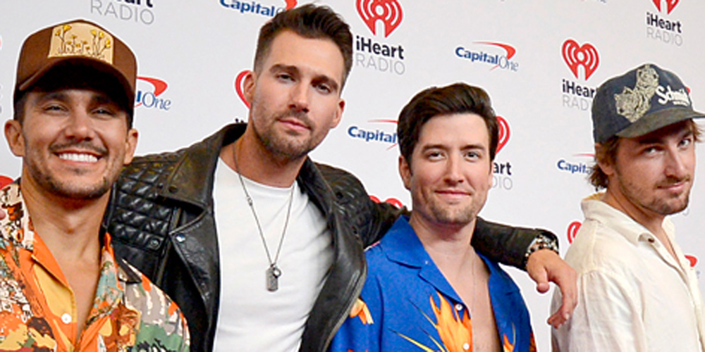 justjaredjr's tweet photo. And the #JJJFanAwards winner for Favorite Music Group/Duo of 2022 is... @bigtimerush!!!  https://t.co/l5KXzU56z7 https://t.co/xqkmmv3sZP