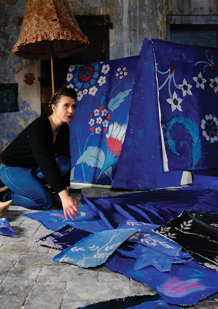 Aurélie Alvarez is a visual artist from the celebrated French antiques town of Isle sur la Sorgue, Provence. Explore her contemporary work and creative story here: womencreate.com/where/aurelie-… #artist