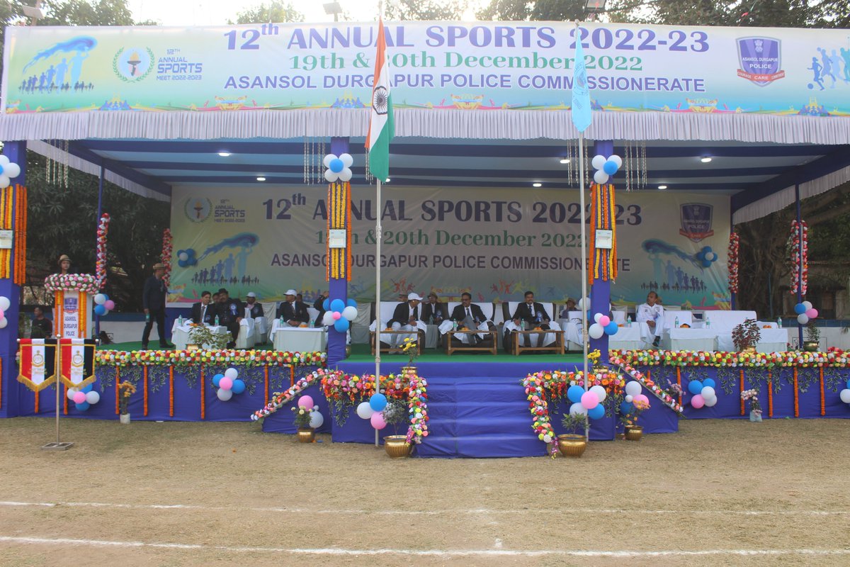 Cpadpc's tweet photo. Closing ceremony of 12th Annual Sports Meet 2022-2023 in presence of Shri Sanjay Singh, IPS, ADG & IGP Western Zone, Ld. CP ADPC Shri N Sudheer Kumar, IPS at Asansol Police Lines.
#AnnualSportsMeet
#LetsPlay #RifleDrill
#Chau #FireWorks @WBPolice https://t.co/LUfYz8OE6w