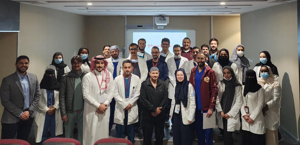 Dralrobia's tweet photo. أحد الأيام المفعمه بالحيوية والنشاط لدورة اساسية لزملائنا وزميلتنا الاطباء الجدد في برنامج الجراحةالعامة( دورة المناظير الجراحية) . كل الشكر والتقدير للمنظمين والاعضاء الاستشاريين المشاركين وكذلك الشكر موجه لإدارة الشؤون الأكاديمية والتدريب في مدينة الملك سعود الطبية. https://t.co/UgbQfo8Swz