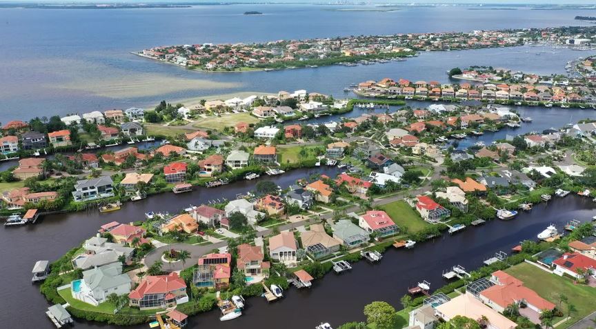 globalcmrpt's tweet image. Fewer evacuated to shelters during Hurricane Ian. How can Tampa Bay stay safe? ow.ly/8xFV50M1AZx @FLSERT @iaem @Neptanow @PinellasEM @KevinGuthrieFL @femaregion4 @iarccorg @AEMO_EM @IDIEM_Global @Leaders_Link @SCDRP_resilient @insprs