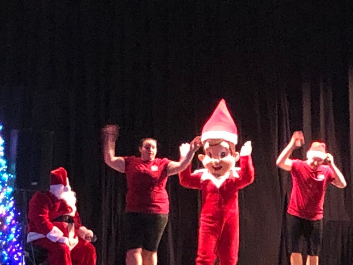 Neuadd Goffa Pontyberem Memorial Hall (@neuaddbonthall) on Twitter photo Barod am Nadolig #NeuaddBontHall Barod am Nadolig #NeuaddBontHall