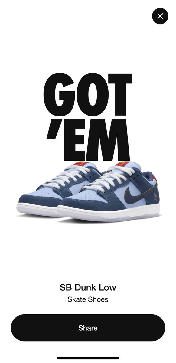 SNKR_TWITR tweet media