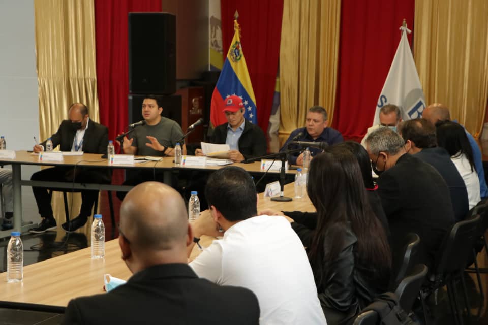 SudebanInforma's tweet photo. #DeInterés ||  Sudeban informa

@sunacrip_ve @MinEcoFinanzas
@Mippcivzla

#Sudeban #UNIF #SectorBancario #BancaElectrónica #EconomíaDigital  #SupervisandoEnRevolución #LoMejorYaLlegóYEstáAquí https://t.co/lc7rEjcrLk