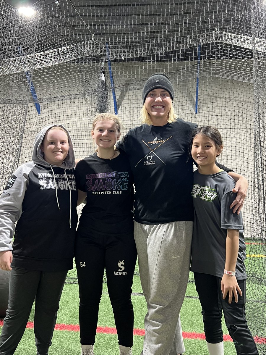 DropBombs_Hit's tweet photo. Thank You Minnesota for an awesome time!
Follow us to stay up to date on future events!
#softball #baseball #baseballtraining #softballtraining #minnesotasoftball #minnesotabaseball #hamlake #dbbadass https://t.co/Qwda2VGuLH