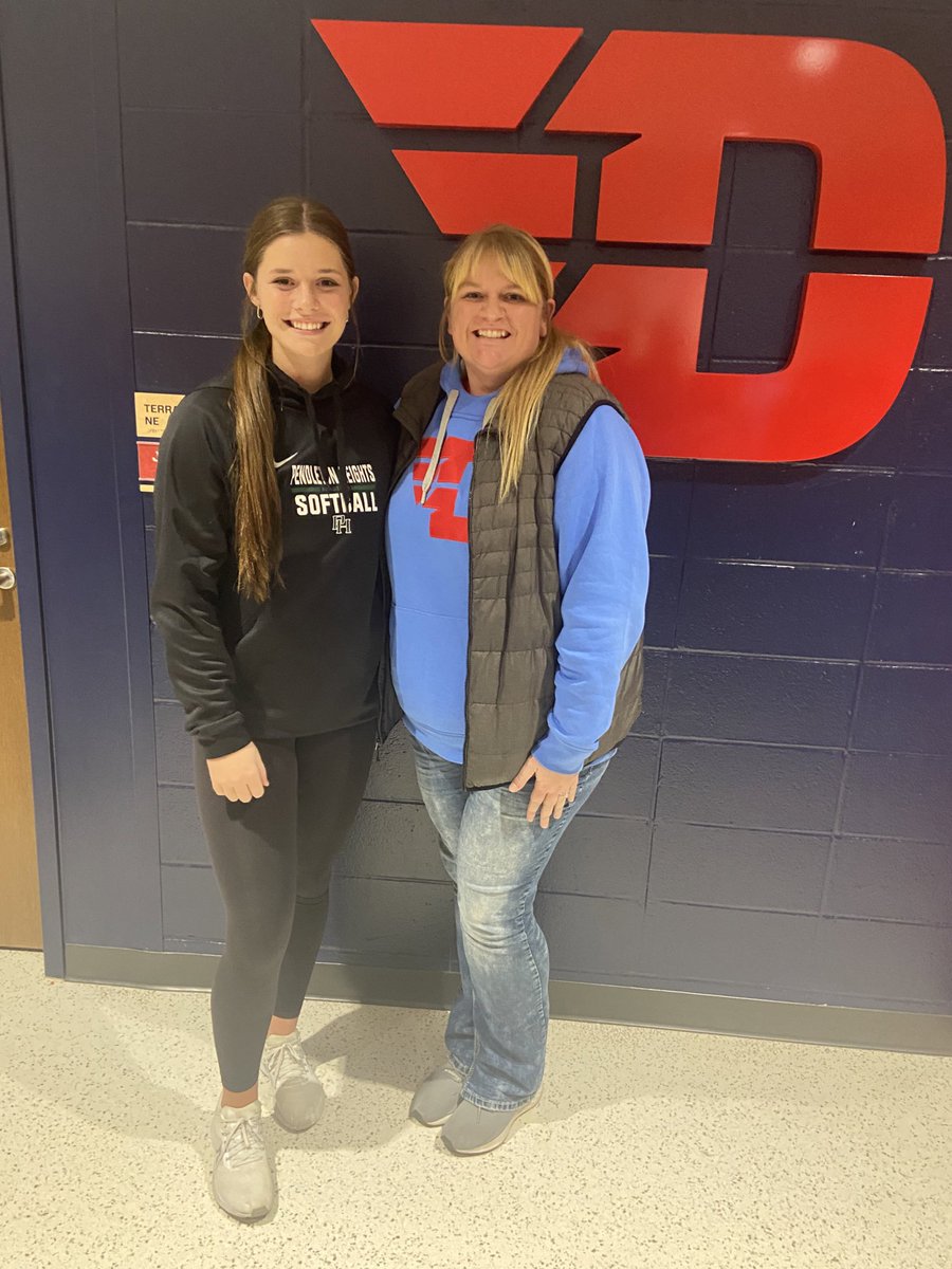 KGoodwin2024's tweet photo. I am excited to announce my commitment to play D1 softball at the University of Dayton! Go Flyers✈️! @FlyerSoftball @thebeardedmaid @HittingJw @rayman16u https://t.co/aOSYHIHEZw