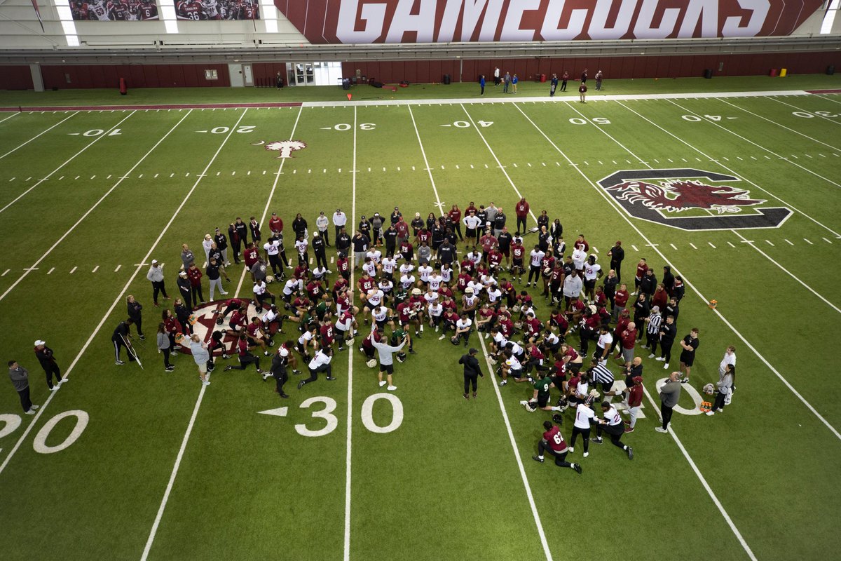 South Carolina Football tweet media