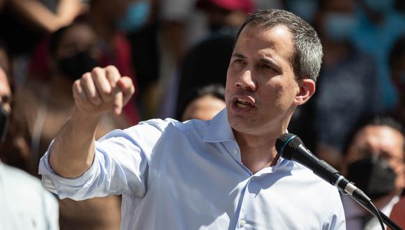 Pase lo que pase, <a href="/jguaido/">Juan Guaidó</a> como líder político saldrá fortalecido. En eso no pensaron (si es que tienen la capacidad de razonar) los diputados de partidos que quieren asestar una puñalada contra el gobierno interino y traicionar al pueblo venezolano. (HILO)
#22Dic <a href="/vpgremios/">VPGremios</a>