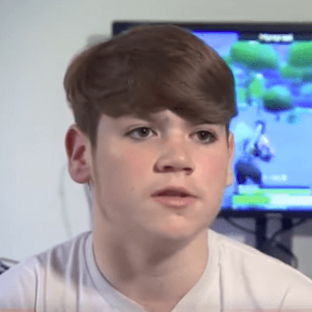 froxyfn's tweet photo. what has this kid been doing😂😂 https://t.co/kSQZU7hDBs