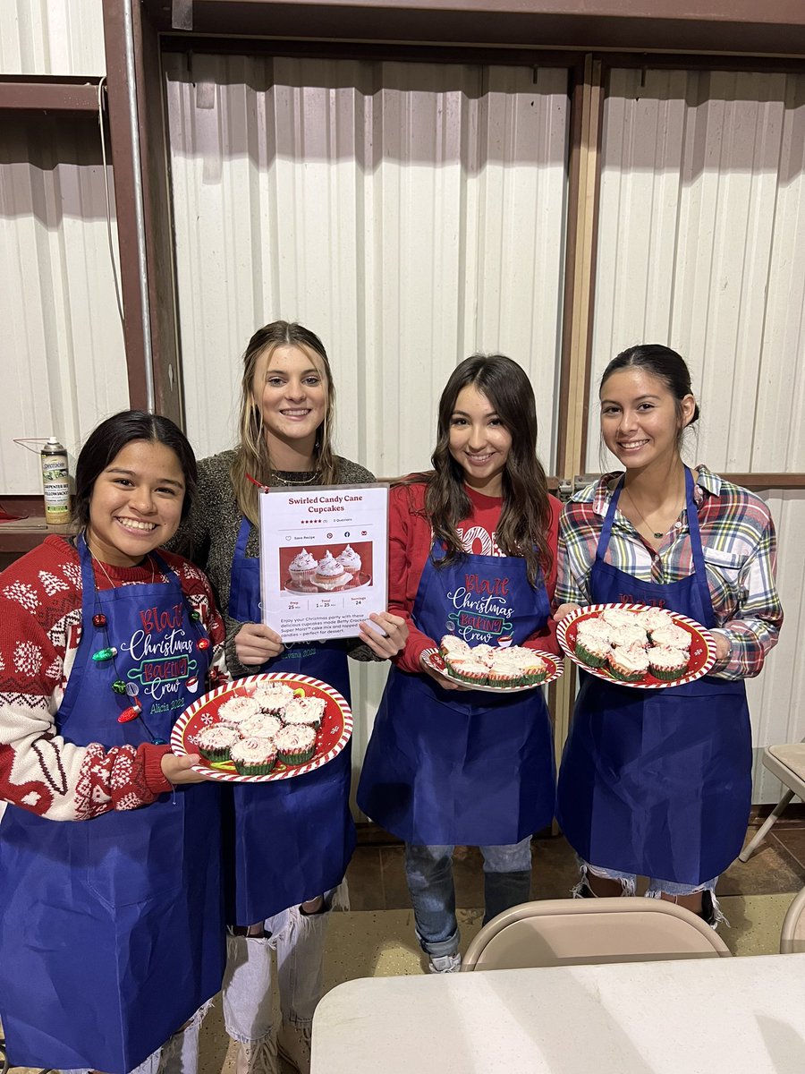 Christmas party/baking competition was so much fun with this great group!(missing a few) 
HAPPY HOLIDAYS from our team to yours! ❤️🥎