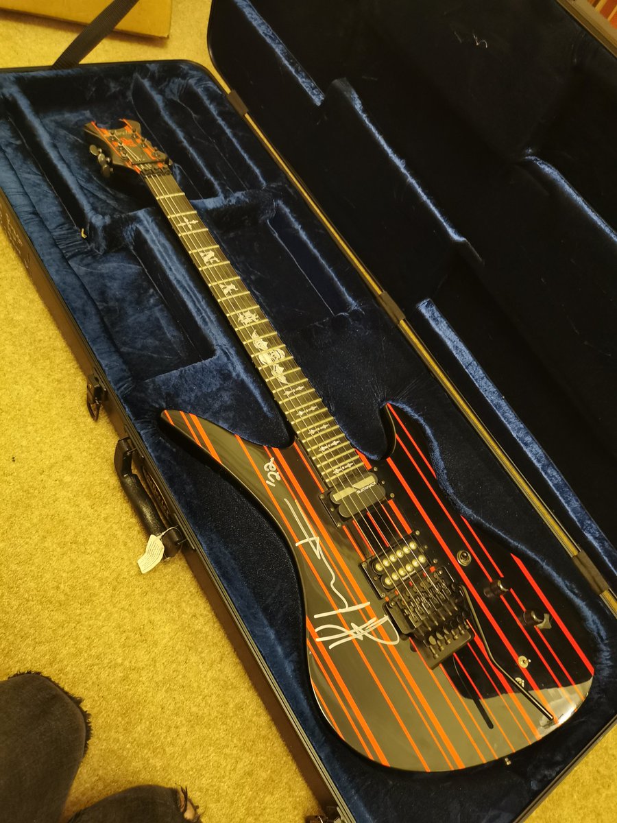 Django118DBC's tweet photo. @SynysterGates 
You made a fucking awful few months into one of the happiest days of my life. I am beyond grateful and humbled. I need to know the story behind this bad boy!! 2010 is a long time ago I know! 
Thank you. So so much. I cannot ever see this day being topped. https://t.co/zS4pXK7e6b