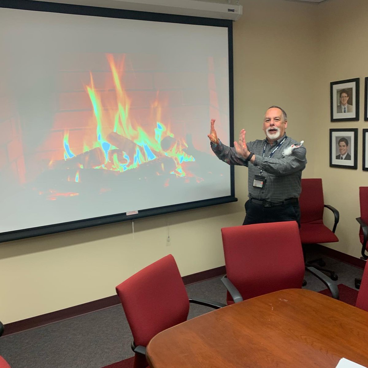 Upstate Trauma (@upstatetrauma) on Twitter photo ☃️❄️HAPPY HOLIDAYS ❄️ ☃️
From The <a href="/UpstateTrauma/">Upstate Trauma</a> family!
Please remember to celebrate safely this weekend!
#upstatetrauma #trauma #level1traumacenter <a href="/upstatemedical/">upstatemedical</a> #happyholidays #drivesafely ☃️❄️HAPPY HOLIDAYS ❄️ ☃️
From The <a href="/UpstateTrauma/">Upstate Trauma</a> family!
Please remember to celebrate safely this weekend!
#upstatetrauma #trauma #level1traumacenter <a href="/upstatemedical/">upstatemedical</a> #happyholidays #drivesafely