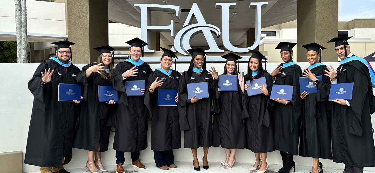 meika_wright's tweet photo. I’m still celebrating myself and this amazing group of future school leaders! Our hard work and dedication will soon pay off.  See you at the top! #FAUExEqCohort4 https://t.co/qfwiCHUeOh