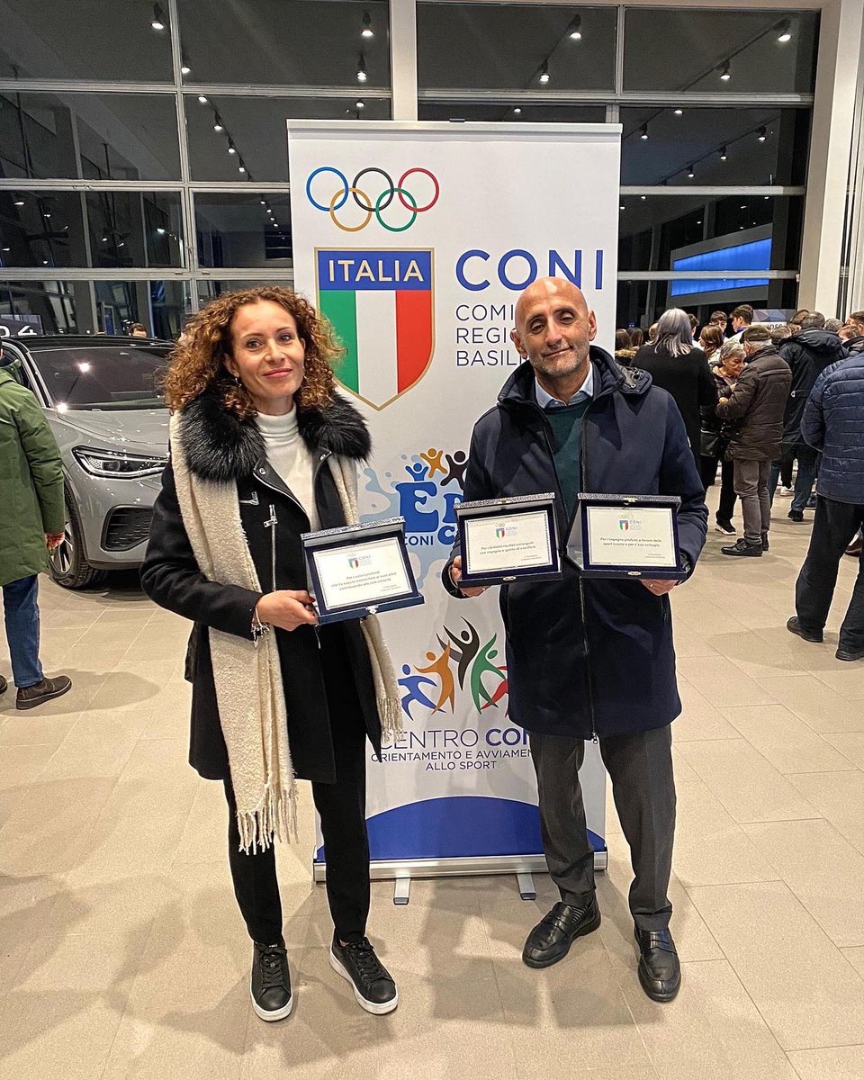 #Potenza Consegna delle #benemerenze sportive del #CONI per la #Basilicata per quanti si sono distinti nell'anno 2022 e che, attraverso il loro impegno e lo spirito di sacrificio, diventano un esempio per tutti noi.

#sport #benemerenzeconi #coni #conibasilicata #fitri