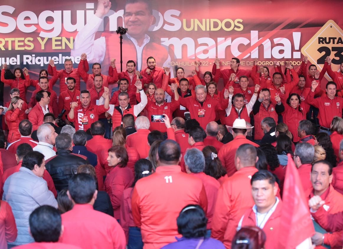PRICoahuila's tweet photo. La pasión priista sigue más viva que nunca. Coahuila vibró en la Sesión Solemne y en la XXXV Sesión Extraordinaria del Consejo Político Estatal, donde además de tomar protesta a consejeros y consejeras estatales y a integrantes de la Comisión Política Permanente…

(1-3)

#Ruta23 https://t.co/T6dWmMnMjT