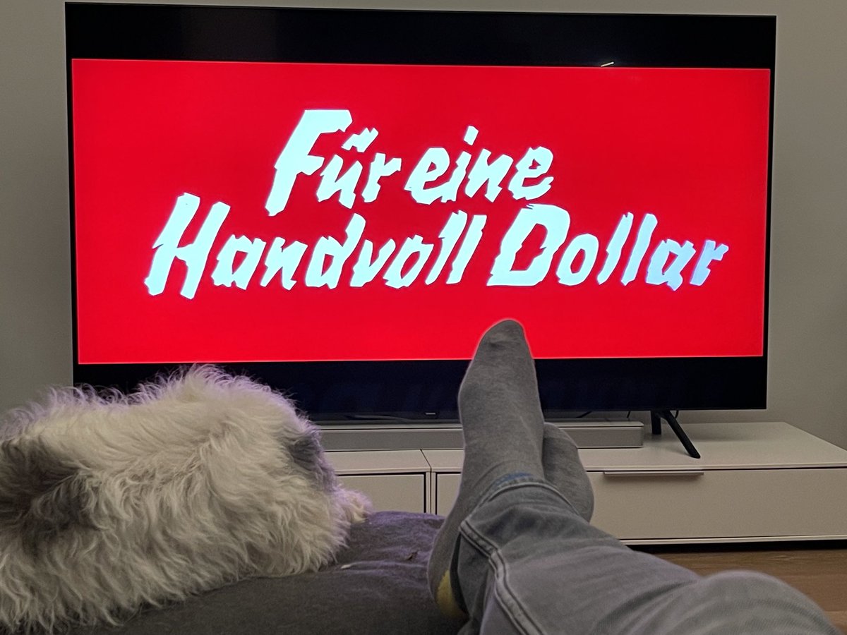 Peter4Ag's tweet photo. Zeit für einen kitschigen #Weihnachtsfilm mit ⁦@MontecristoPBGV⁩ https://t.co/IOKNkKEX93