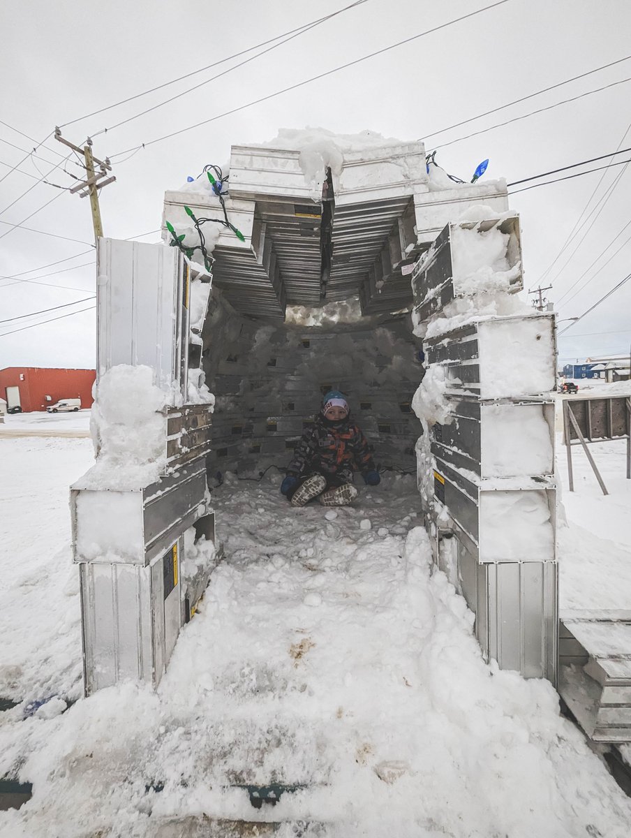 Block_Lab's tweet image. Why use snow to make an igloo when you have recycled miner parts? We had a lot of fun with this one! ⛄️

#CryptoIgloo #Mining #Cryptocurrency #Bitcoin #Blockchain #Labrador