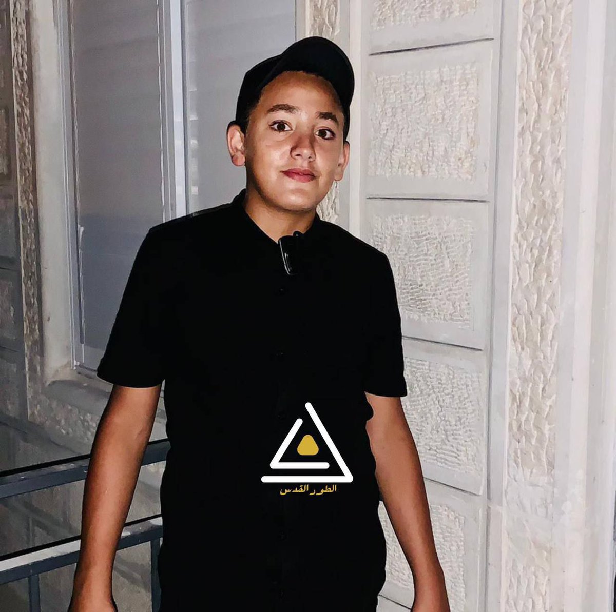 An Israeli settlers has just (rammed his car into the Palestinian child Malek Sbeitan)‼️ in Sheikh Jarrah neighborhood in occupied Jerusalem.
#IsraeliTerrorism