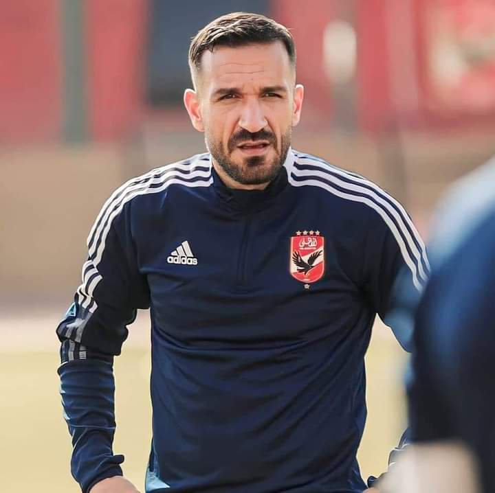TamerAlabd16's tweet photo. @epl_eg علي باشا معلول بيه ❤️🦅 https://t.co/ZeRE2HQnCK