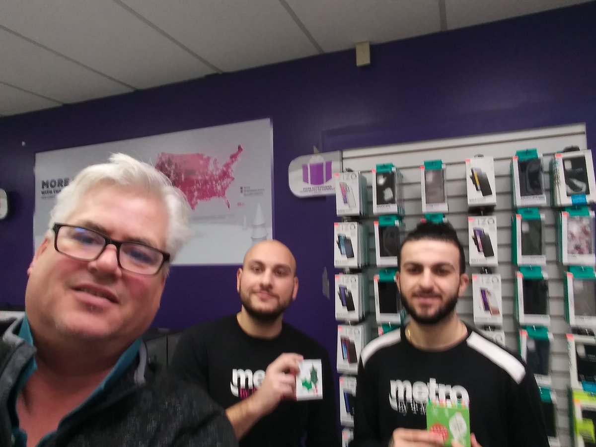 More Christmas joy 9208 Dexter. <a href="/WinstonAwadzi/">Winston Awadzi</a> <a href="/Noirot/">Mike Noirot</a> <a href="/thayesnet/">Terry Hayes</a> #mbtm #teamelevate #teamelevator