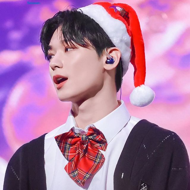 Merry Christmas? evil

#𝗛𝖣𝗠_𝖦𝗔𝖫𝗟𝖤𝗥𝖸
#𝗛𝖣𝗠_𝖦𝗥𝖸𝗙𝖥𝗜𝖭𝗗𝖮𝗥