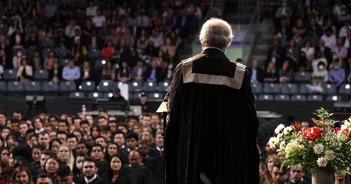 queensu tweet picture