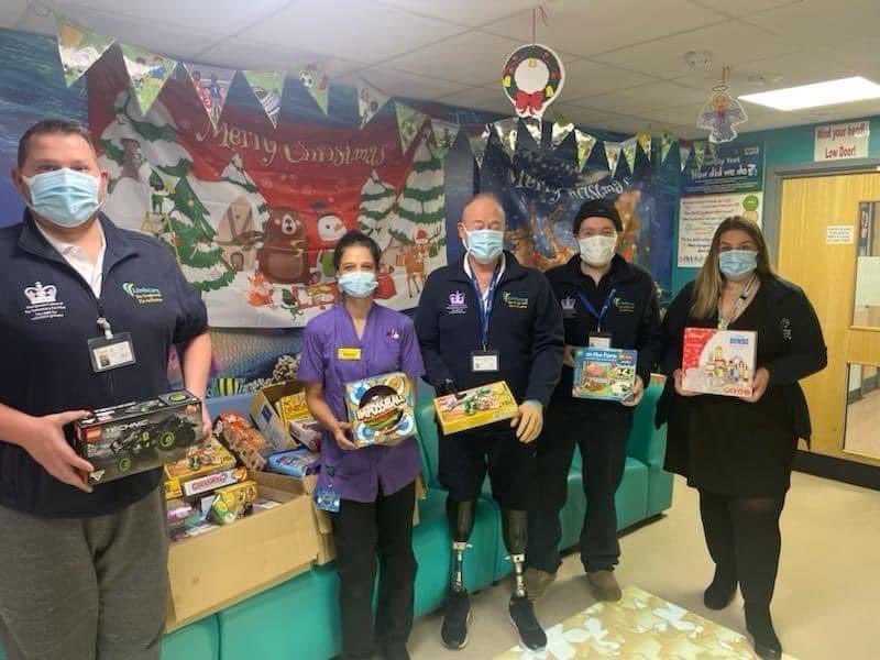 raylimbcare's tweet photo. Today the Limbcare team of Ray, Jim and James had the honour of delivering presents to the Children's ward at Frimley Park Hospital.
A big thank you to everyone who has donated toys, especially Central Heating Services. https://t.co/nx3wUOheyI