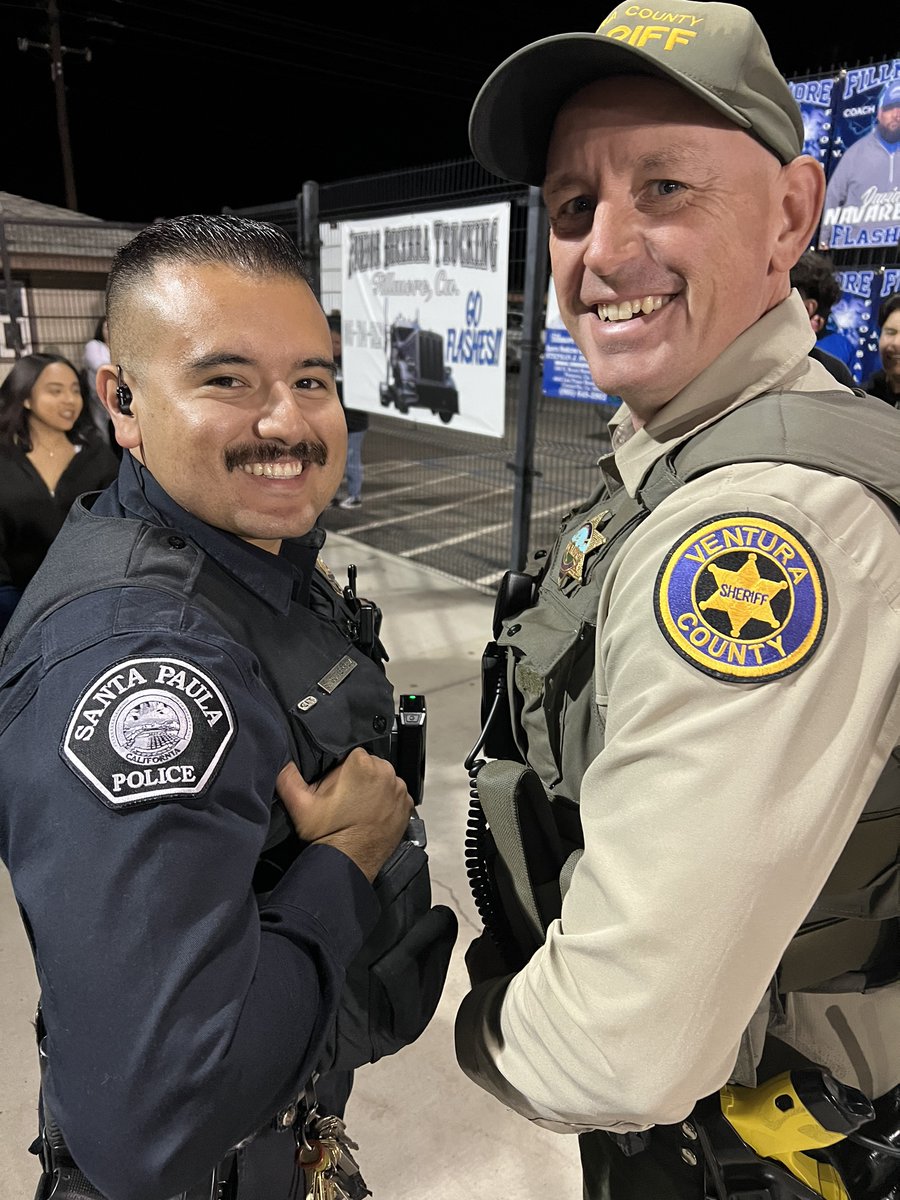 #tbt to earlier this year when Fillmore HS &amp; Santa Paula HS played football against each other. SPPD Officer Gutierrez &amp; Deputy Schenerger we’re on hand to support staff, students &amp; fans.

Did you know? We regularly partner with <a href="/SP_Police/">Santa Paula Police Department</a> to provide service to the Sta Clara Vly