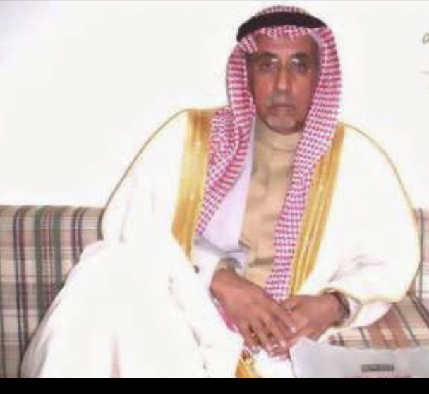 Ba9zig's tweet photo. قد مرت سنه و ٤شهور على وفاتك، ولازال الم فقدك حياً، لعل رحيلك من الدنيا يخبئ لك جنة مارأت عين مثلها، طبت خالداً في الفردوس الاعلى ياجدي، رحمك الله ياجدي خميس بقدر حبي وشوقي لك، اللهم اجعل تلك الروح النقيه وذلك القلب الطاهر في جنات الفردوس https://t.co/uJoVtI5LGk