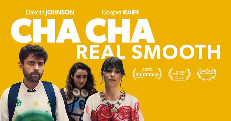 Watched #ChaChaRealSmooth (2022) and it truly is one of the biggest surprises of the year for me. Just a really gentle and tenderly told film about finding your path. Cooper Raiff delivers one of the most fun and likeable performances of the year and Dakota Johnson is MVP.