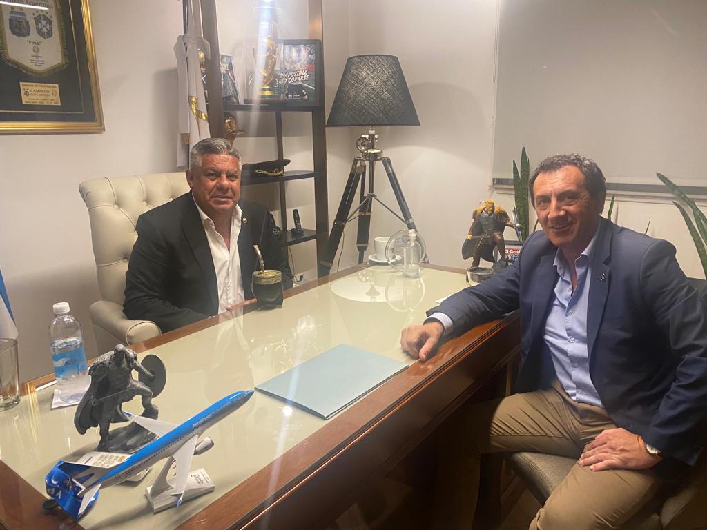 tapiachiqui's tweet image. Gracias por la visita y muchos éxitos en la gestión de @gimnasiaoficial a su nuevo Presidente Mariano Cowen 👏👏