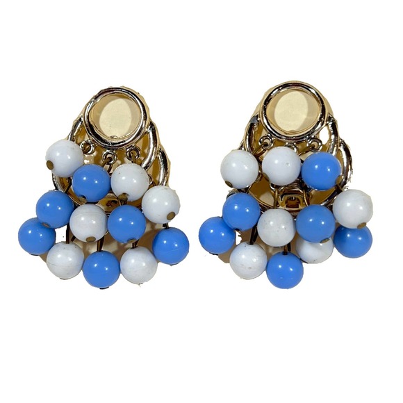 poshfever's tweet photo. So good I had to share! Check out all the items I'm loving on @Poshmarkapp from @RosaConrado #poshmark #fashion #style #shopmycloset #jjill #unbranded #vintage: https://t.co/MrRi3Yl2H4 https://t.co/q4RibqZDR2