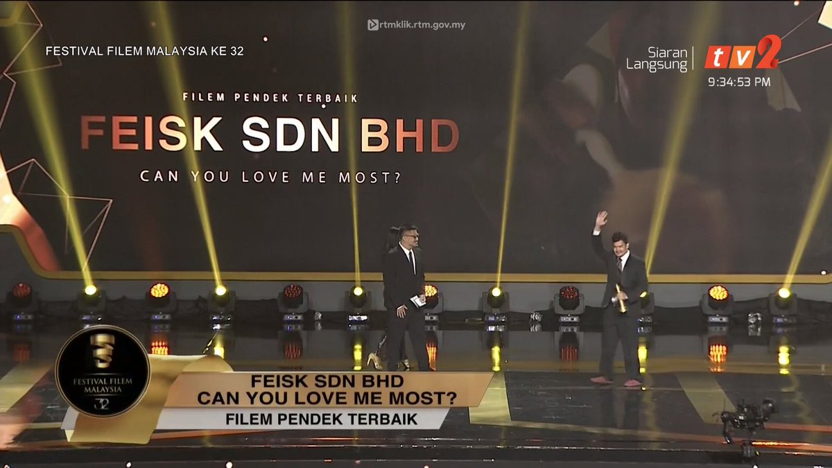 feiskfilms's tweet photo. Highlight of our year! Terus berkarya!
#FeiskProductions https://t.co/yLDrhAG5uP