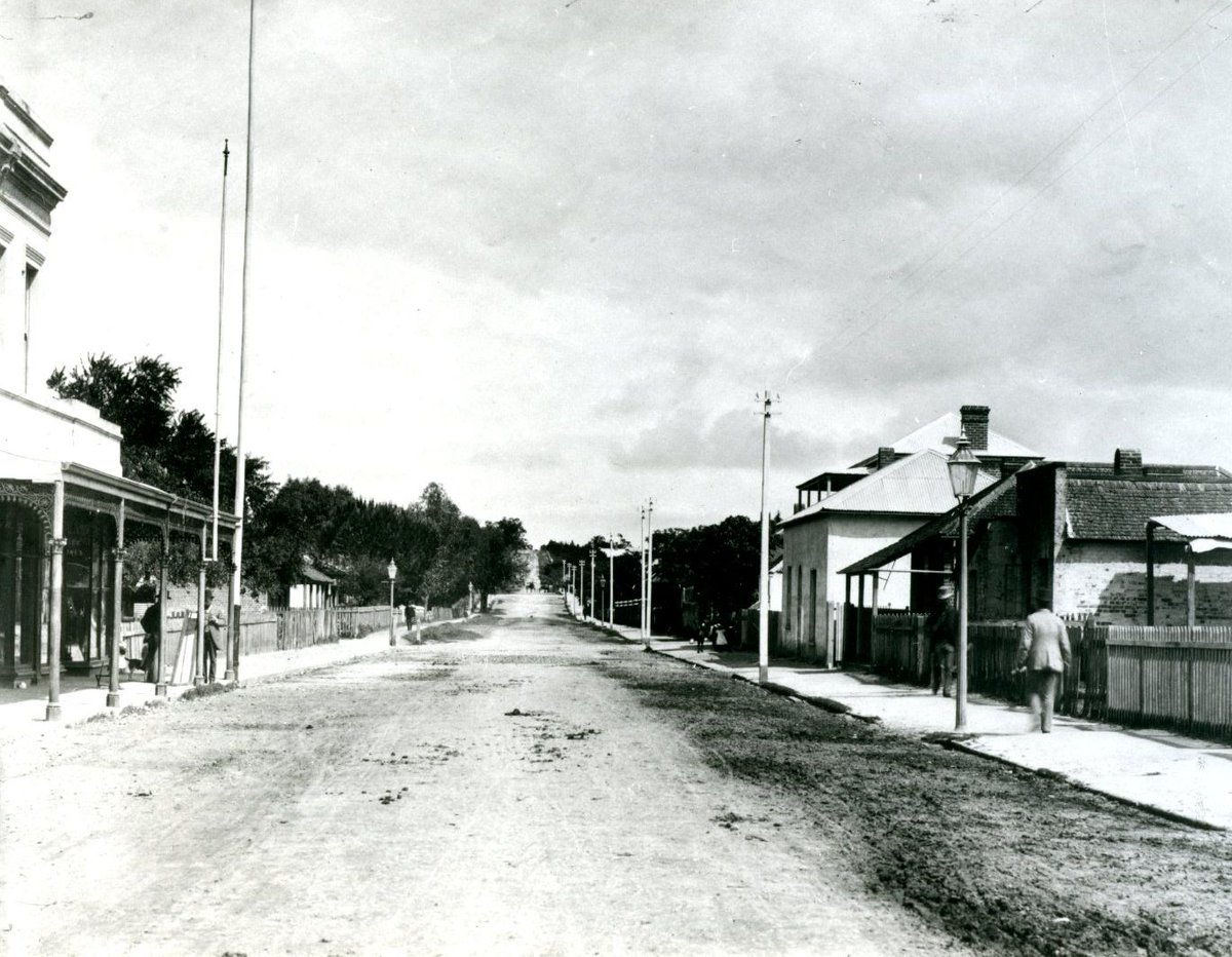 ColourMePerth's tweet photo. Hay Street Looking West from near William St, Wesley Church behind (out of view), gas lamps visible, 1880s. #Perth #colourised @AMaGA_WA @JohnDay_2 @Barnsy_Lisa @ameliabroun7 @Perth_Today @BellTowerTimes @MarkMcGowanMP @DavidTempsMLA @QuirkyMLA https://t.co/GTl4o2yEZ0
