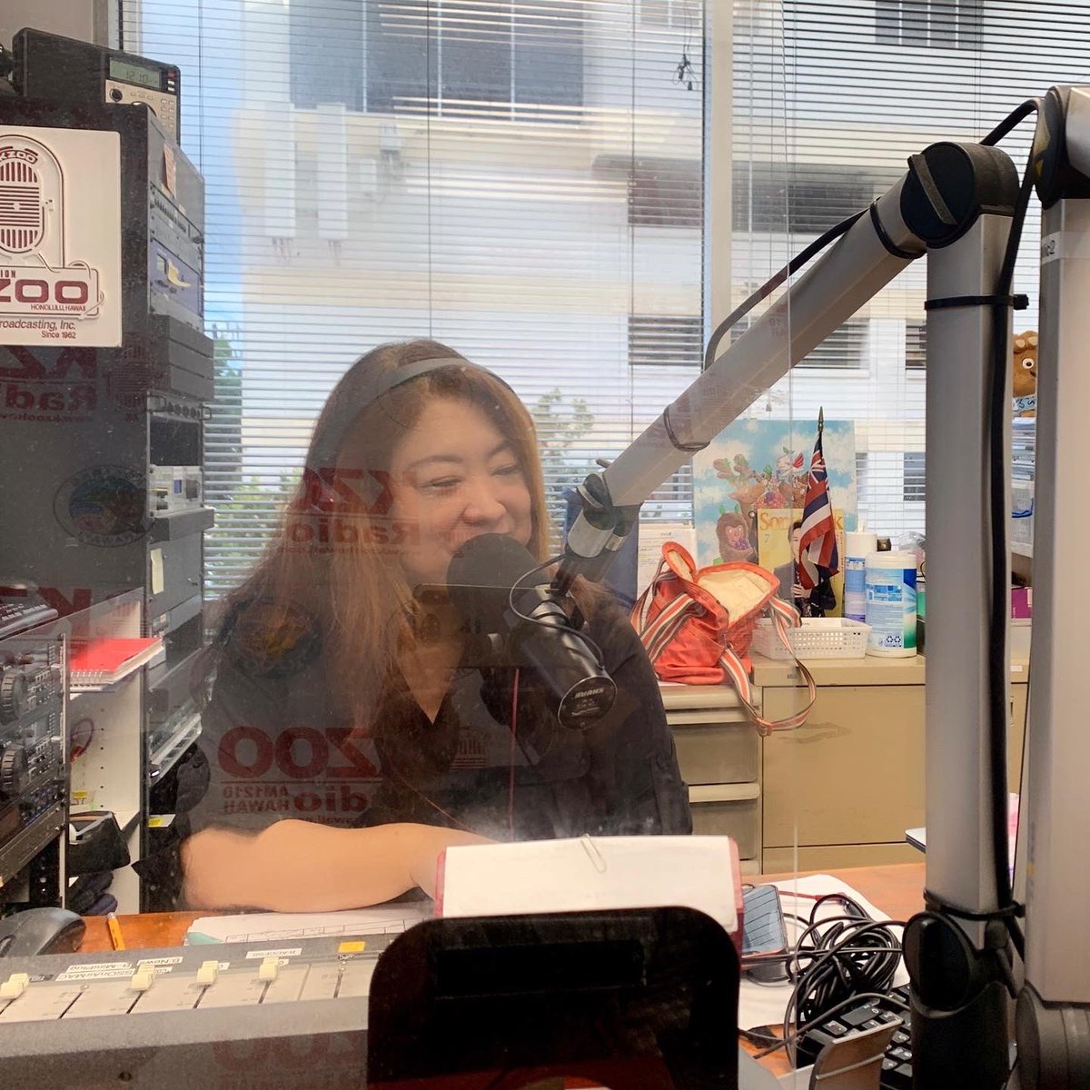 interiadezaina's tweet photo. 丁寧に生きる再放送

本日再放送！今回は目標設定についてお話ししました。来年2023年の目標達成のために是非ご視聴ください！
KZOO Radio Program Rebroadcast
Rebroadcast today! This time we talked about goal setting. 
#liveclean  #livebeautifully #hawaiiliving #hawaiilifestyle https://t.co/qXl9ll4IsQ