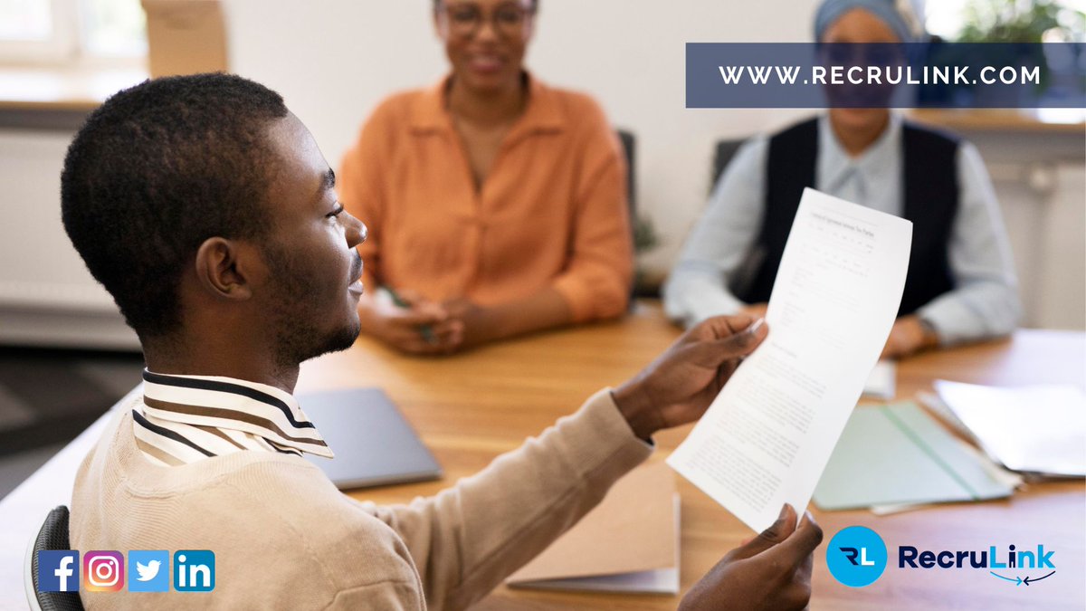 RecruLink's tweet photo. Remember to adapt your CV to each application! Highlight the skills and experiences that are most relevant to the position you are applying for... 

The more unique your profile, the greater your chances of being selected by Canadian companies.

https://t.co/dxQLPDEzme https://t.co/hdGYKJNEpN