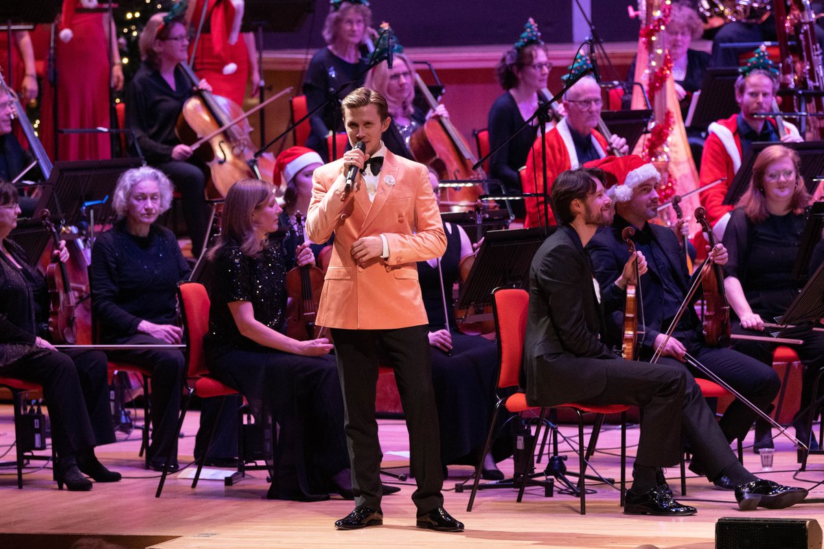 west_end_int's tweet photo. We had an absolutely swinging time with the @TheCBSO @THSHBirmingham @alice_fearn @robhouchen @timhowar @MichaelEngland7, as always our thanks to all, especially the wonderfully appreciative audience, Merry Christmas! https://t.co/NvaMGW6A3l