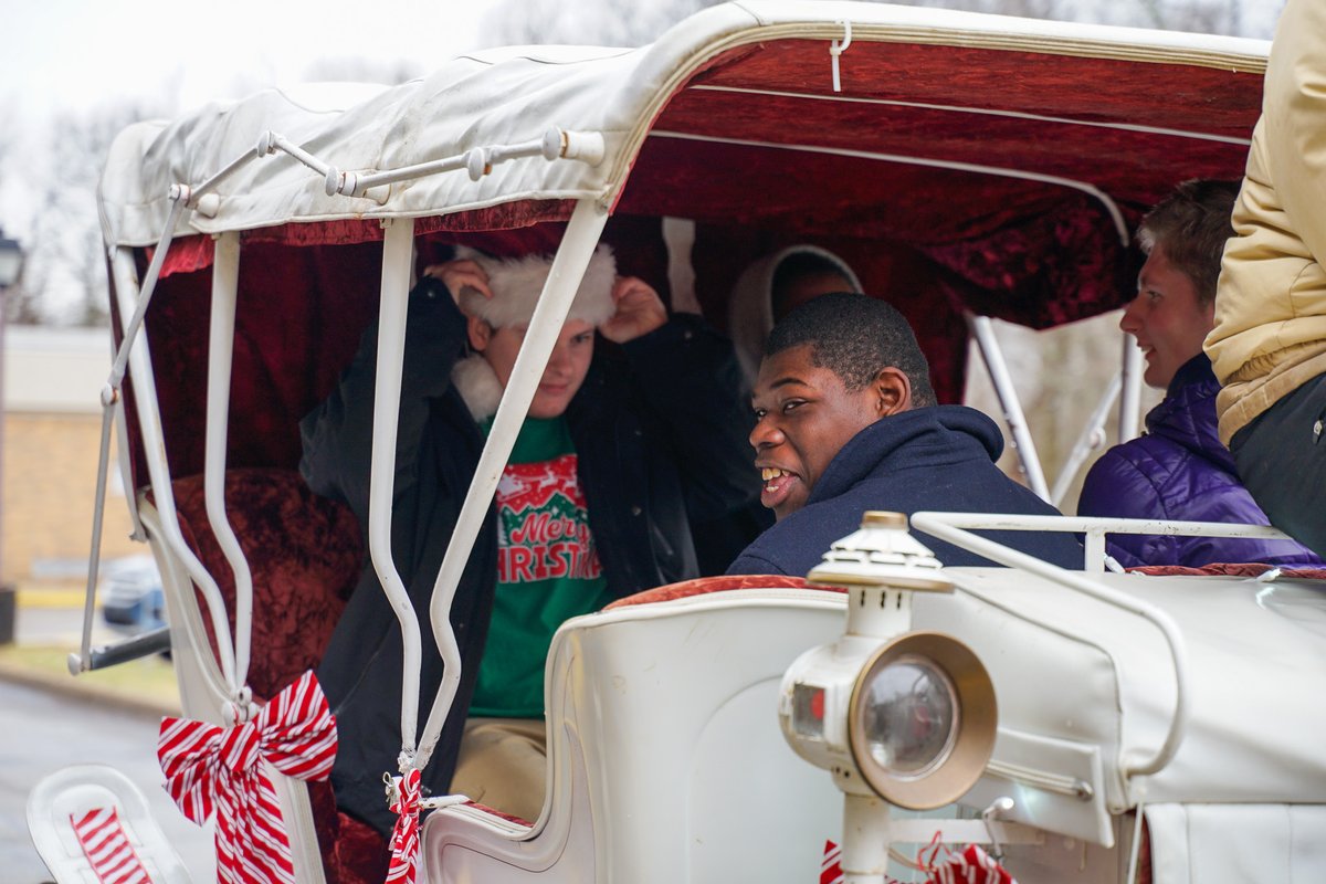 AIU_SpecEdDiv's tweet image. Smiles abound after an incredible week of festivities! Thanks to all of our hardworking teachers and staff for making this holiday season an unforgettable one! Happy Holidays! See more photos on our Spotlight on Special Education blog: aiu3.net/site/Default.a…