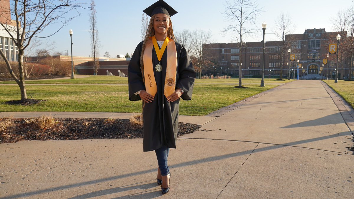 ecoevogirl's tweet photo. After 3.5 years I am pleased to announce that I have graduated with my B.S. in Biology at Harris-Stowe State University! I appreciate everyone who supported me on my journey. I’m also excited to start my internship with the Smithsonian Environment Research Center this spring!💛👩🏽‍🎓 https://t.co/HBtElrsW6z