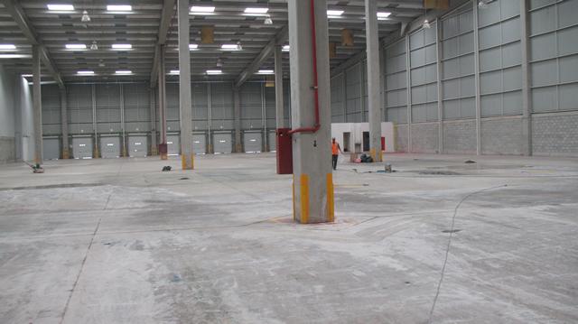 QuimiNet's tweet photo. Conozca los materiales y maquinarias que @URingenieria tiene para el mantenimiento de pisos https://t.co/MIsJIScXML https://t.co/oFWljnwKBJ