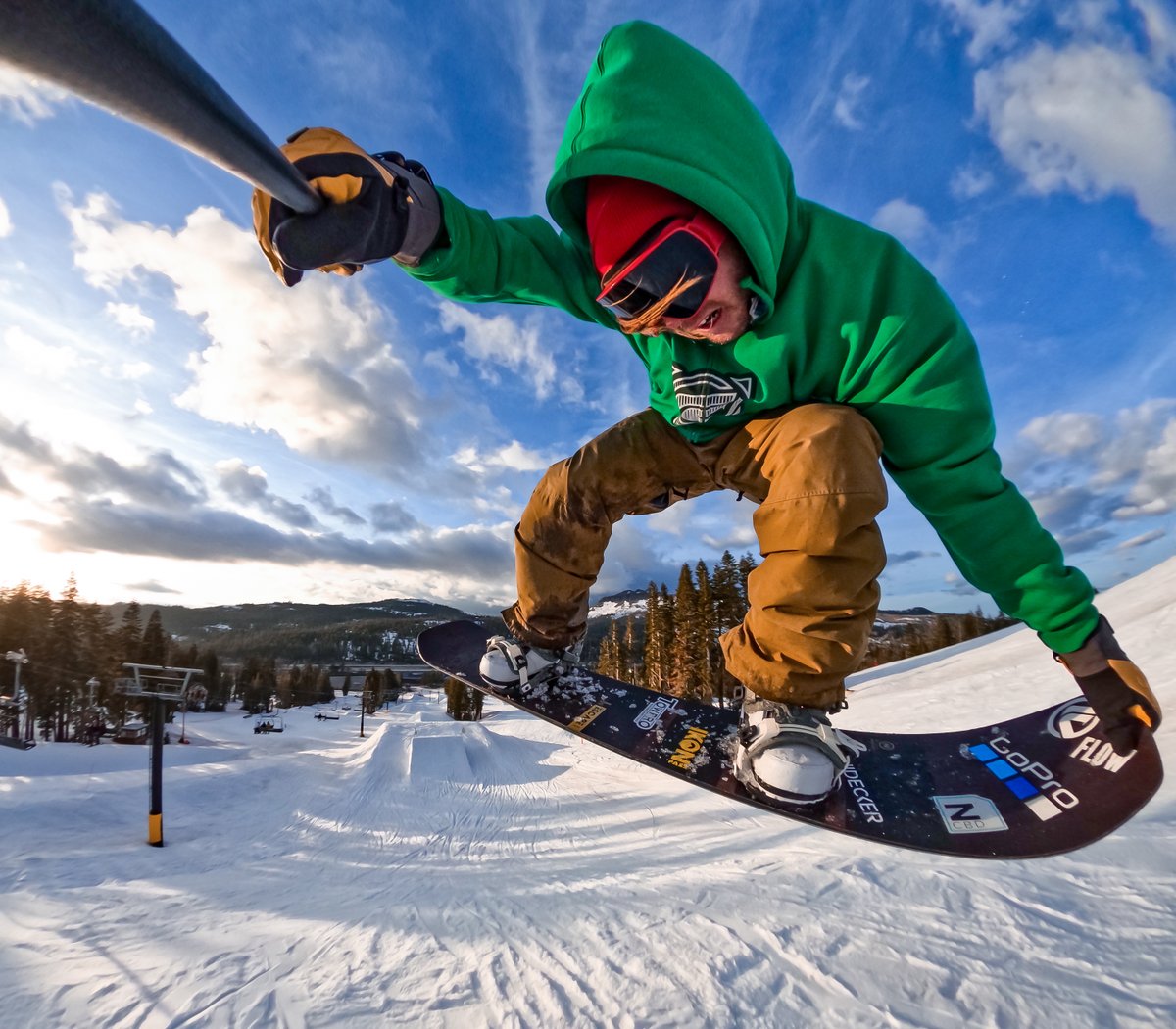 Photo of the Day: Colors come alive at sunset 🎨🏂 Snapped by #GoProAthlete Tim Humphrees with 27MP on #GoProHERO11 Black.

Did you know that HERO11 Black ships with an Enduro Extended Cold Weather Battery? Power through cold temps like never before at GoPro.com/HERO11Black 💪