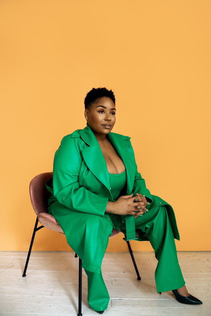 FatnessFiction's tweet image. Here’s to 33! ✨#ThirtyFREE