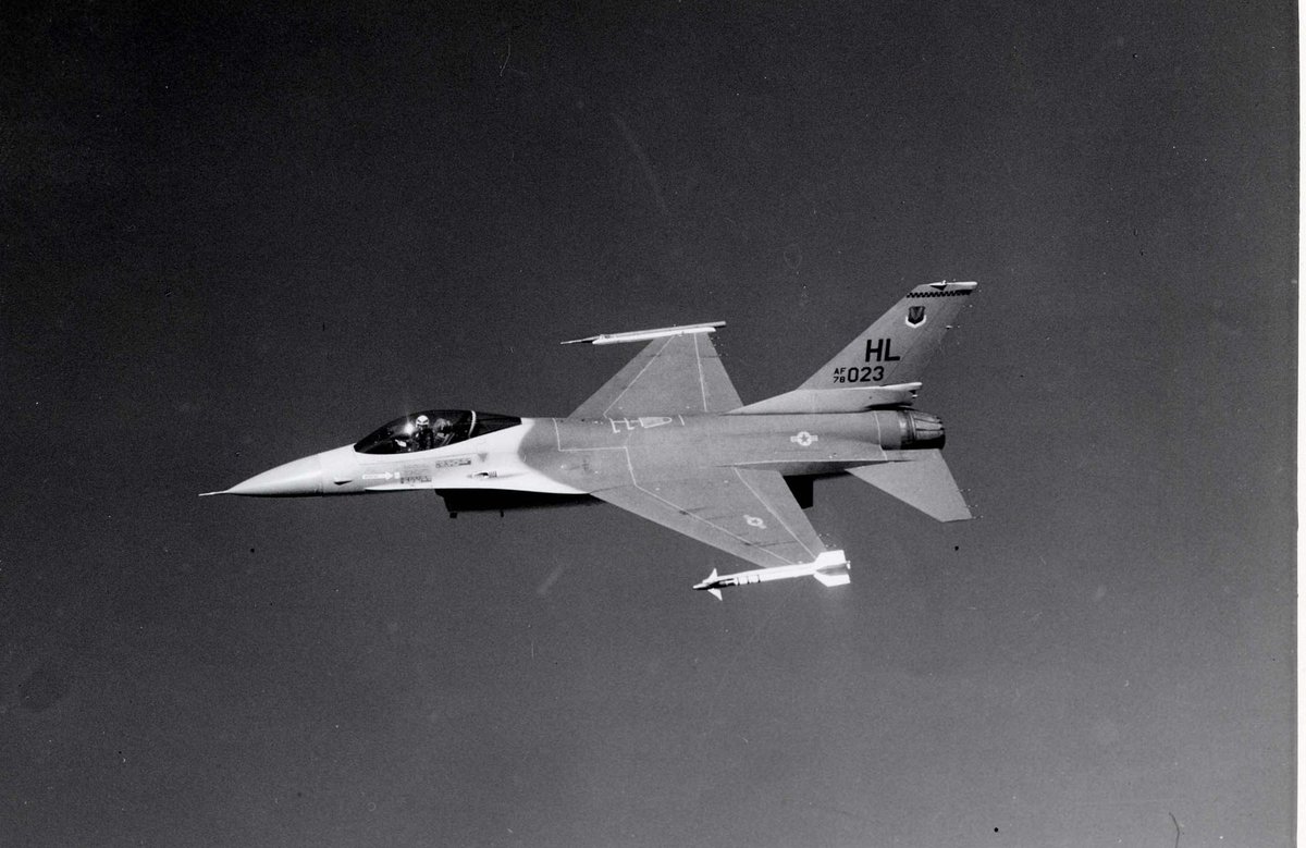 The F-16 Fighting Falcon made it's first 'accidental' flight #OTD (Jan 20) 1974 during a high-speed taxi test. It would make it's first planned flight on Feb 2.