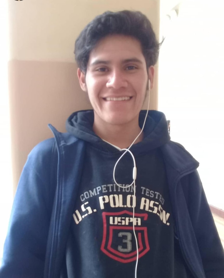 cat_lcbr's tweet photo. Otra vez volví a las auto lesiones, ni se porque volví a recaer, pero hoy me sentía un poco mal y esto fue lo único que me alivio 😞
Fotito que nunca vio la luz para que no sea tan deprimente https://t.co/n4An3YQBZb