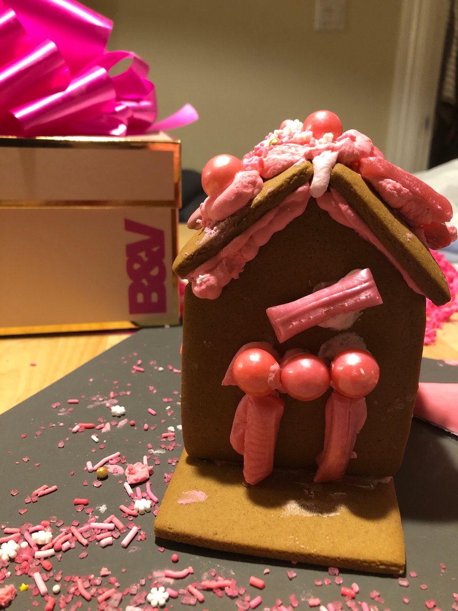BoszkoandVerity's tweet photo. B&amp;V wishes you a very cheery holiday season! Can't wait to build more in 2023. 

Our offices will be closed starting December 26rd, 2022 and re-open on January 3rd, 2023. See you in the new year! https://t.co/JKmExSZ73g