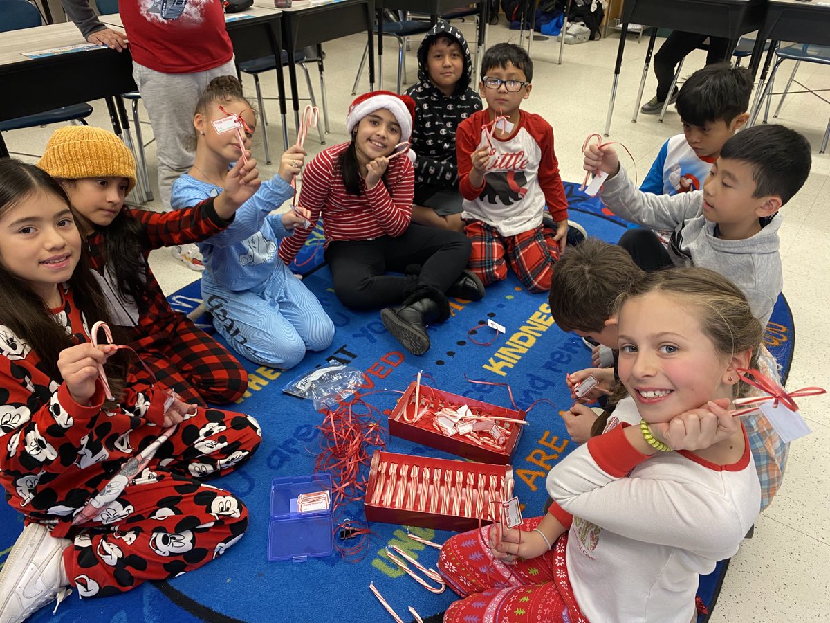 Mrs. Recine tweet media